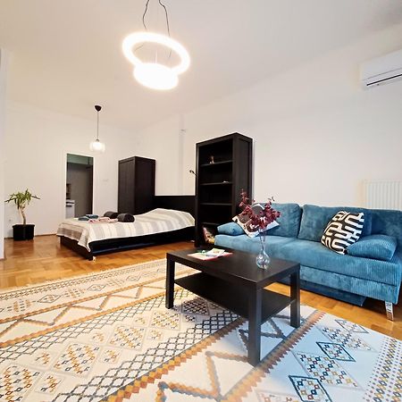 Hero'S Square Apartment Budapest Eksteriør bilde